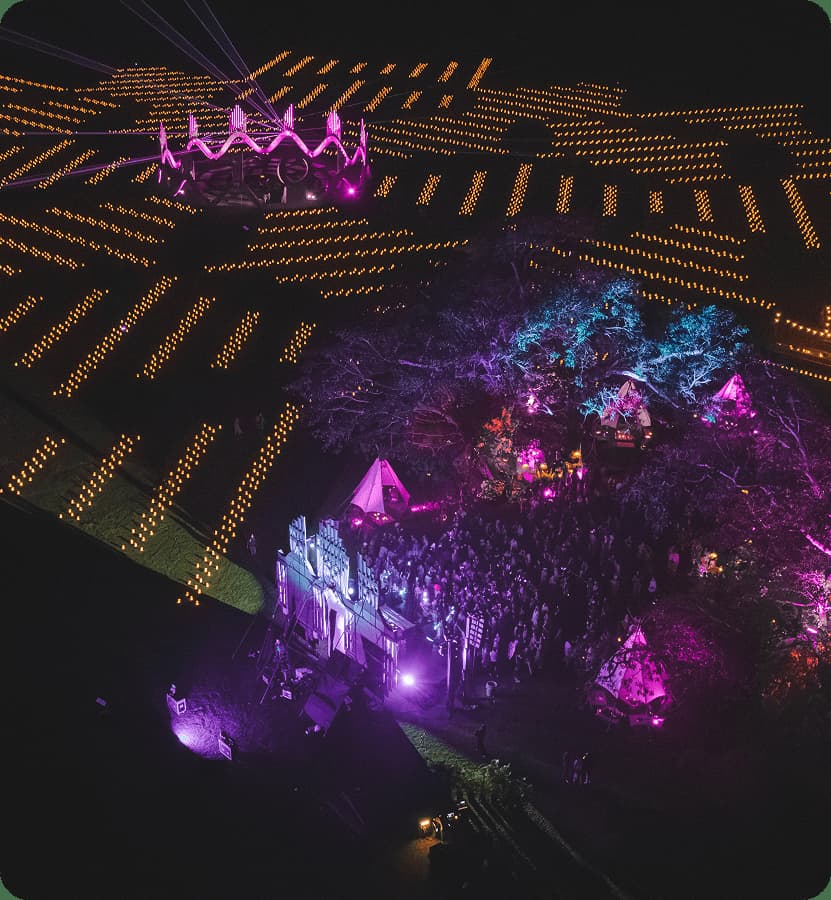 Across the globe, Ondalinda has created unforgettable monumental art that reflects the unique spirit of each destination. Whether cosmic spatial design rising from the sands of the Pacific Coast or mythical creatures glowing against ancient European backdrops, these projects embody the depth of our artistic vision.